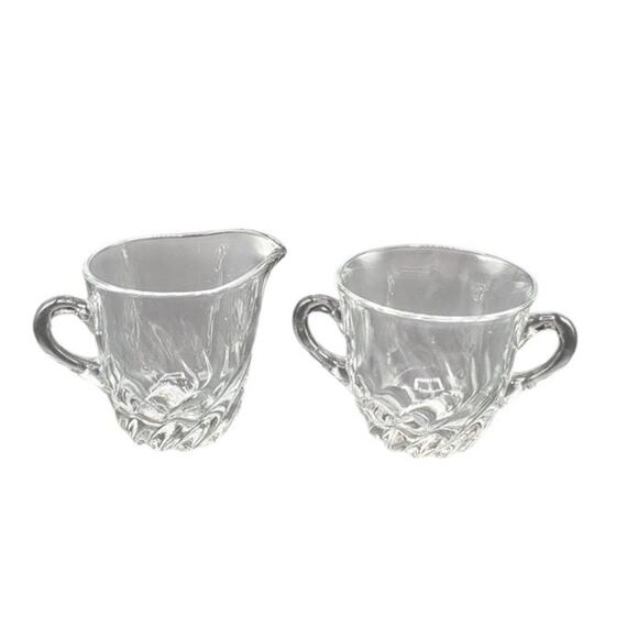 Vintage Clear Pressed Glass Creamer & Sugar Swirl Pattern Retro Kitchenware - Picture 1 of 4